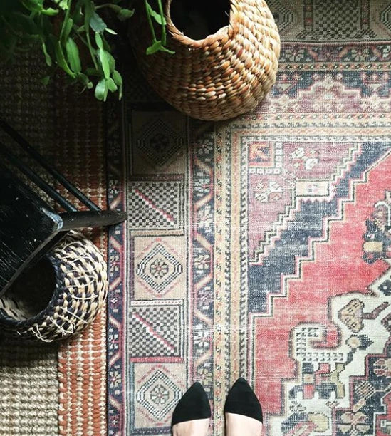Beauty, Intricacy, and Durability: Hand Knotted Rugs 101